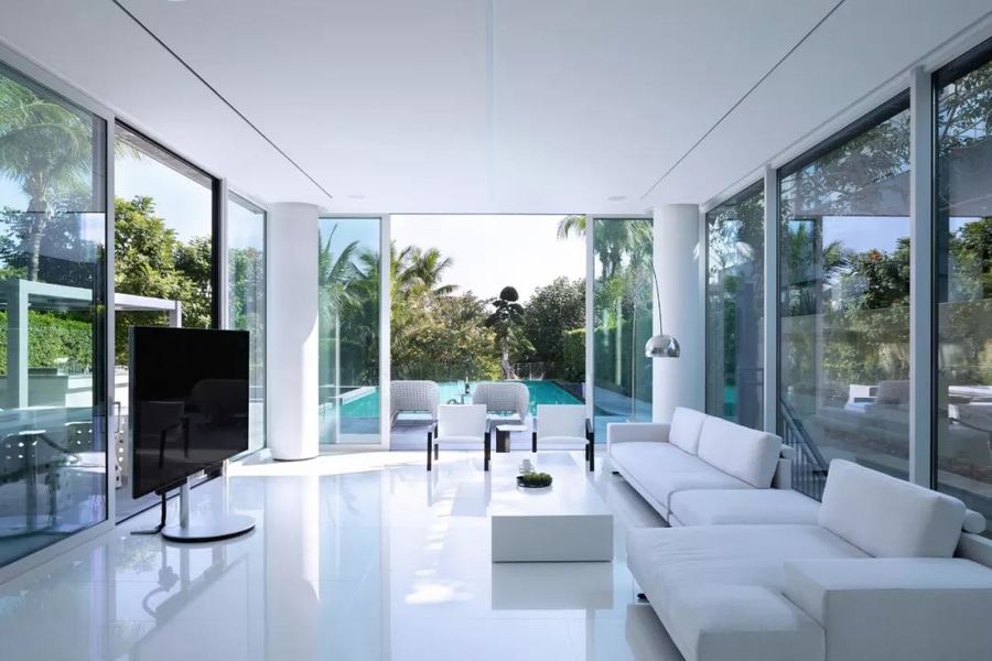 1400m2 極簡白頂級度假別墅 | TLA SPACE DESIGN
