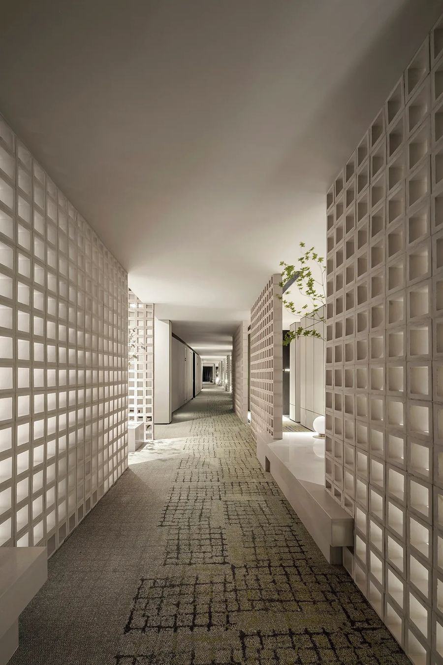 ICON HOTEL | 東木筑造