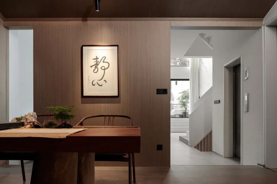 十畝設計 | 600m2光影大宅，演繹現代極簡住宅美學 