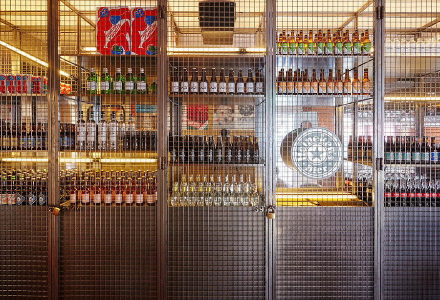  荷蘭Bar Basquiat酒吧裝修設計