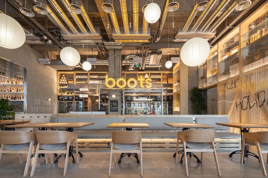 武漢樸開十向設計事務所丨The boots 泥靴餐廳，武漢