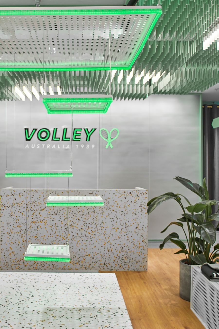 一个有关“鞋盒”的空间，演绎时尚品牌的无限创想，Volley品牌店