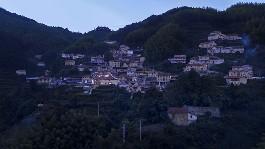  崖居山村的平民图书馆 | 张雷联合建筑