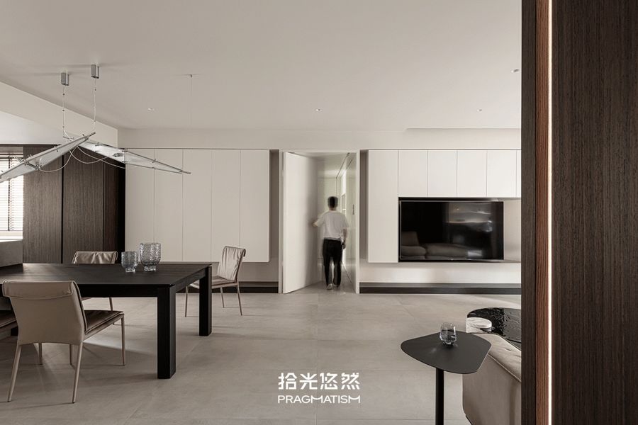 拾光悠然  |  220㎡ X 他家有兩個“立方體”，打造豐富細節(jié)的極簡家