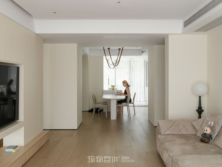 現代