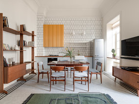 Yevhenii Avramenko | 安静现代公寓-一个放松和工作的完美空间