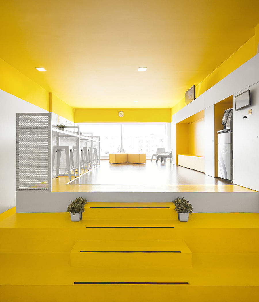 活力黄色打造的健身场所 | MAIS健身房