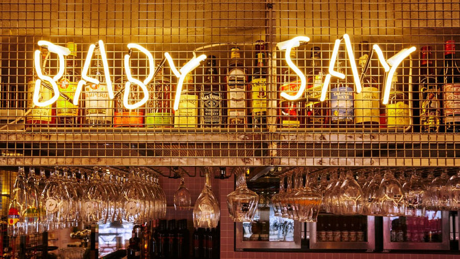  荷蘭Bar Basquiat酒吧裝修設計