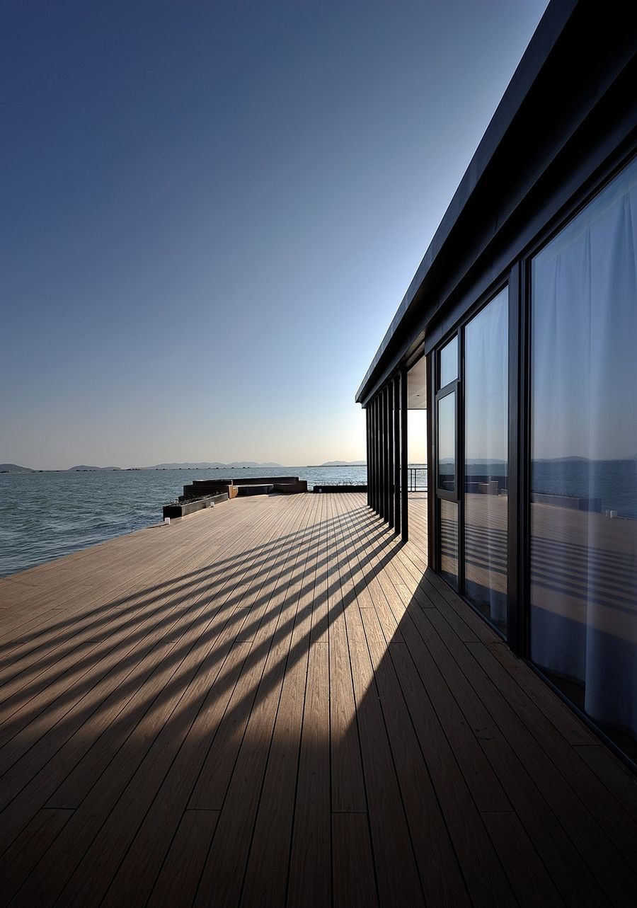 平衡空间设计：Hi Sea 漂浮酒店，一座漂浮的孤岛！