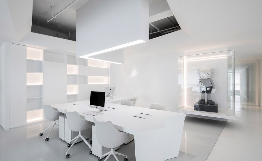 时上建筑设计 | 一条白裙延伸的办公空间 ！