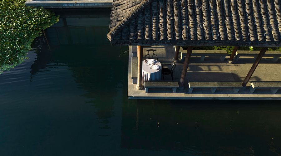 慢珊瑚设计 | 秘 . 静 – 遇湖湾餐厅，杭州 