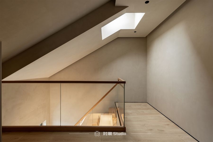 對象Studio | 160㎡侘寂風，低層高挑戰無主燈設計，全屋打破傳統界限分明，還你視覺通透！