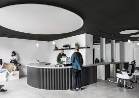 小空间整合多功能·多伦多Juice咖啡理发店 | Studio AC