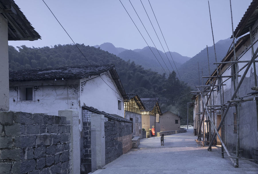 桐庐莪山畲族乡先锋云夕图书馆 — 张雷联合建筑事务所