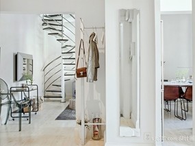 61平米北欧风loft公寓 优雅的螺旋楼梯让空间更具特色_设计圈