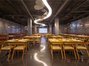 北京舞蹈学院旁餐厅设计—— 《西班牙餐厅u馆》