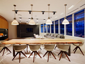 金融服务公司办公室装修设计 - 空间高效调整