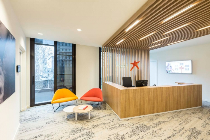 圣保罗出版公司新办公室装修设计空间