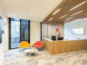 圣保罗出版公司新办公室装修设计空间