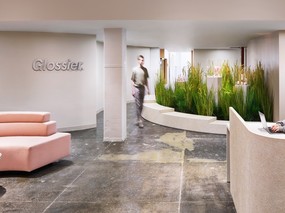 办公室也能软妹风，美容品牌 Glossier 纽约办公室 | Rafael de Cárdenas