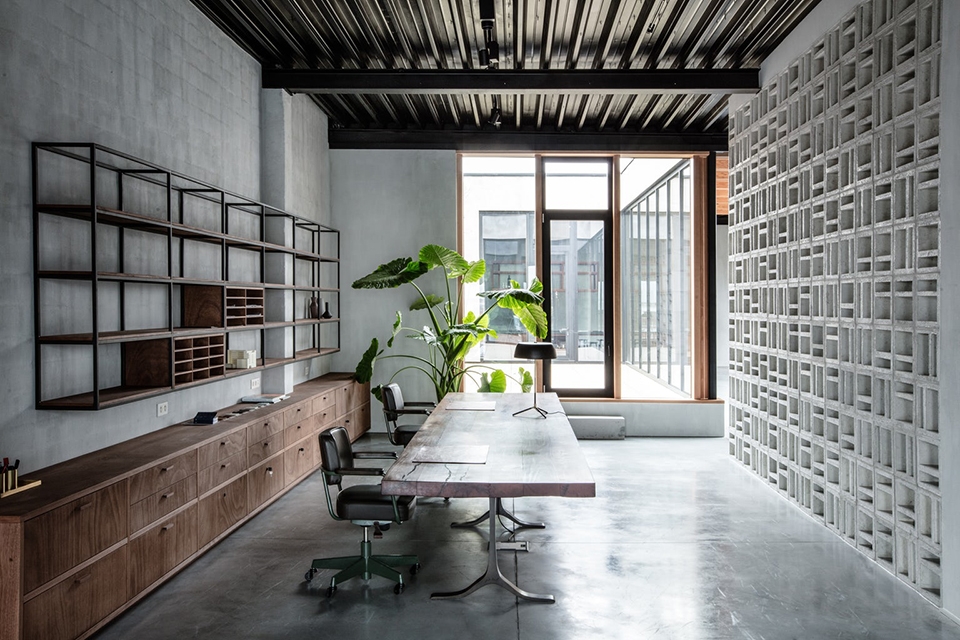 室内与室外的自然衔接，比利时Brabo办公空间 | Going East 