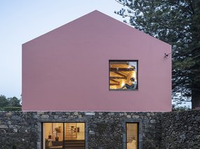 现代简约 | 葡萄牙的粉房子