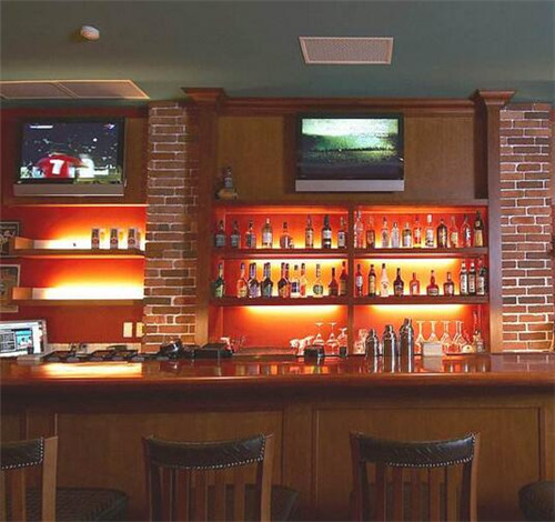 成都酒吧吧台设计的三种样式-酒吧装修设计公司