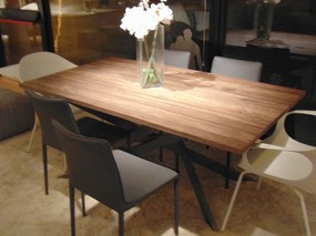 La Primavera 家具：高贵低调的原木品质
