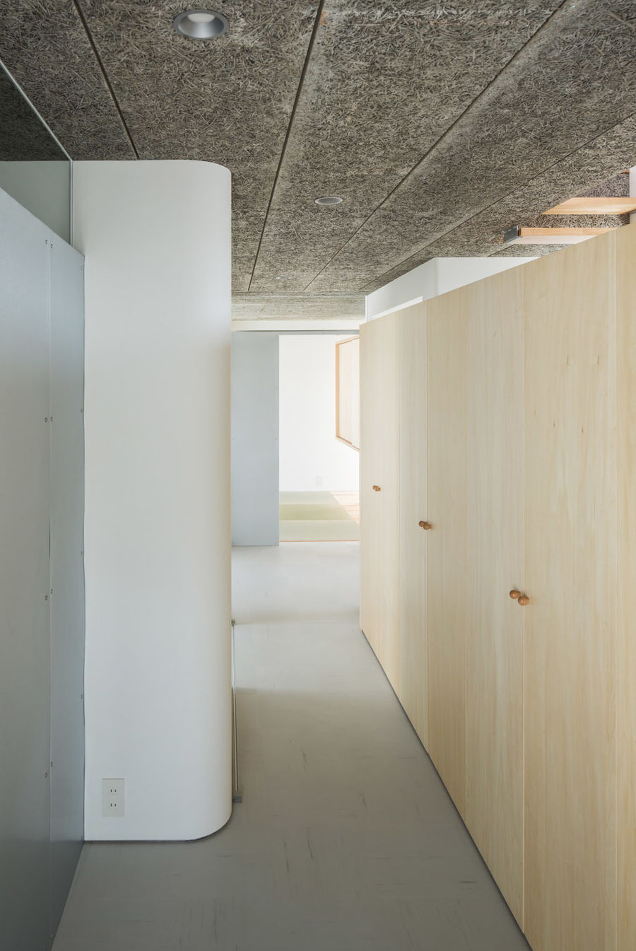 柱座住宅，日本 / y+M design office