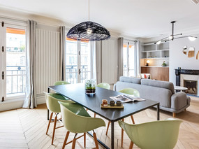 巴黎25 坪木质调清新开放式公寓