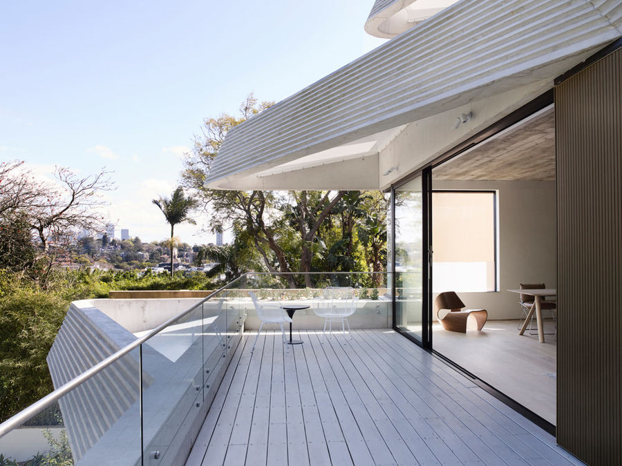 Luigi Rosselli Architects的三層公寓