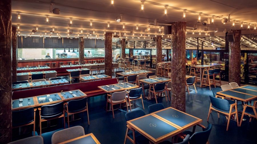新旧材料共同打造一个优雅而充满趣味和活力的餐厅