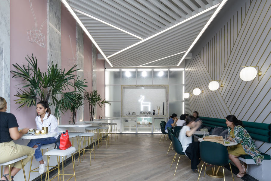 【餐饮空间案例】咖啡厅装修设计，营造极具个性化和艺术美的空间！