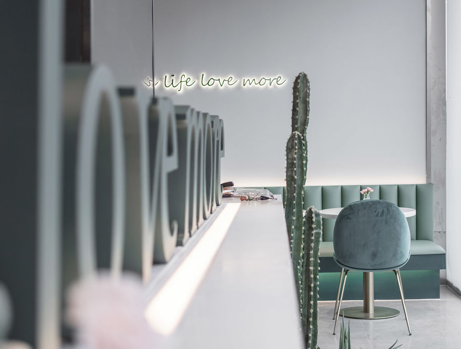 南筑空間設計丨LOVEMORE咖啡花藝集合店，江蘇 