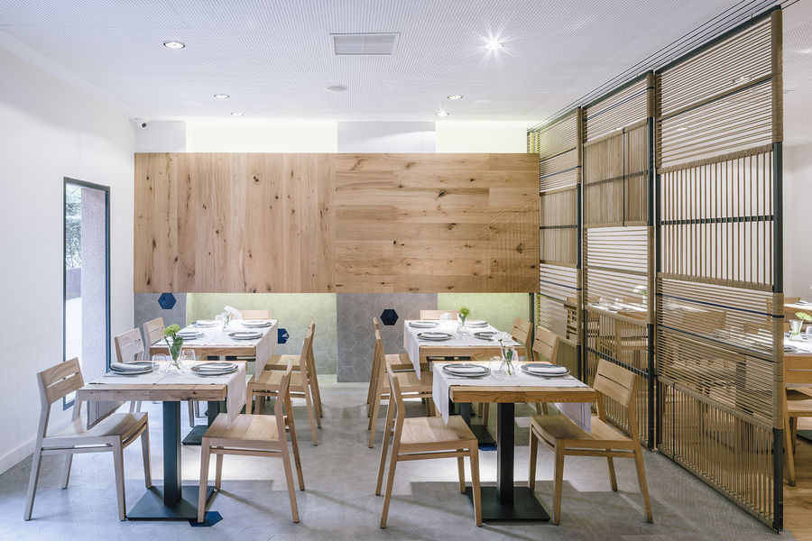 日式主題餐廳設(shè)計(jì)案例
