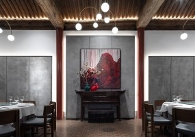吴为丨传统文化与当代美学的相融相生-北京簋街胡大饭馆