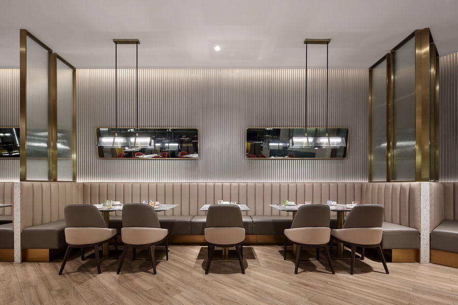餐饮空间设计【顶峰】港式茶餐厅的又一个“顶峰”设计！