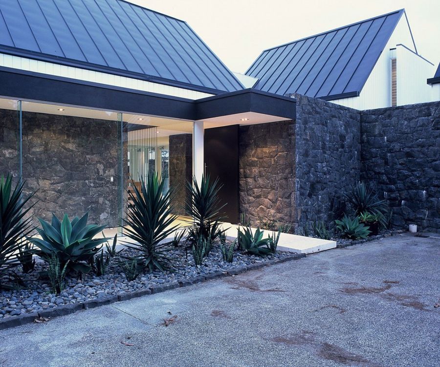 新西兰黑白分明住宅——Dorrington Architects & Associates设计