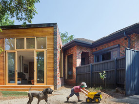一座现代化的砖房——WoodWoodWard Architecture