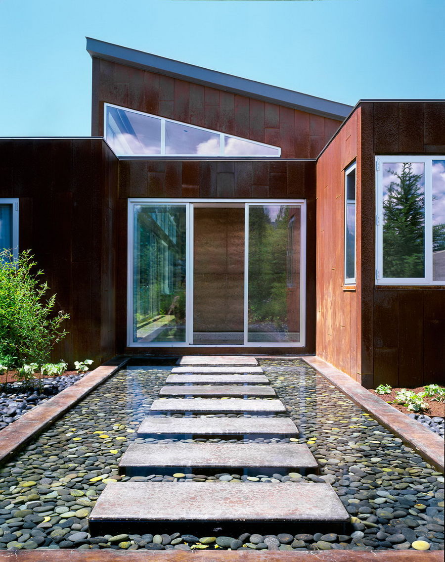 鄉(xiāng)村草地中的整潔住宅——Studio B Architects