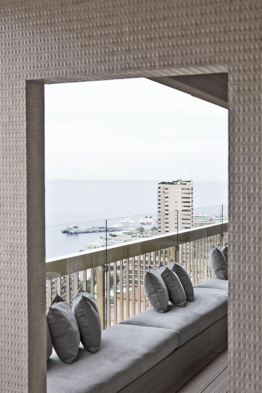 摩纳哥空间多变公寓——Federico Delrosso Architects