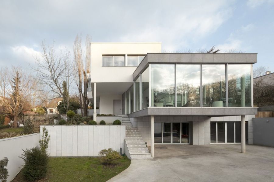 巴黎宽敞明亮的玻璃住宅——Pavlos Pavlidis