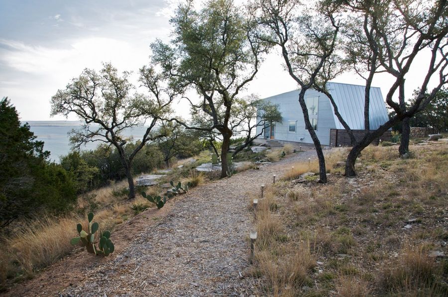 美国布坎南湖湖畔的环保住宅——Mell Lawrence Architects