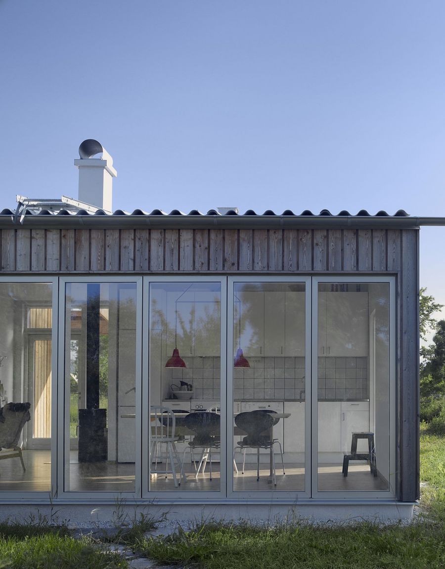 瑞典建于树林中的简易房屋——LLP arkitektkontor