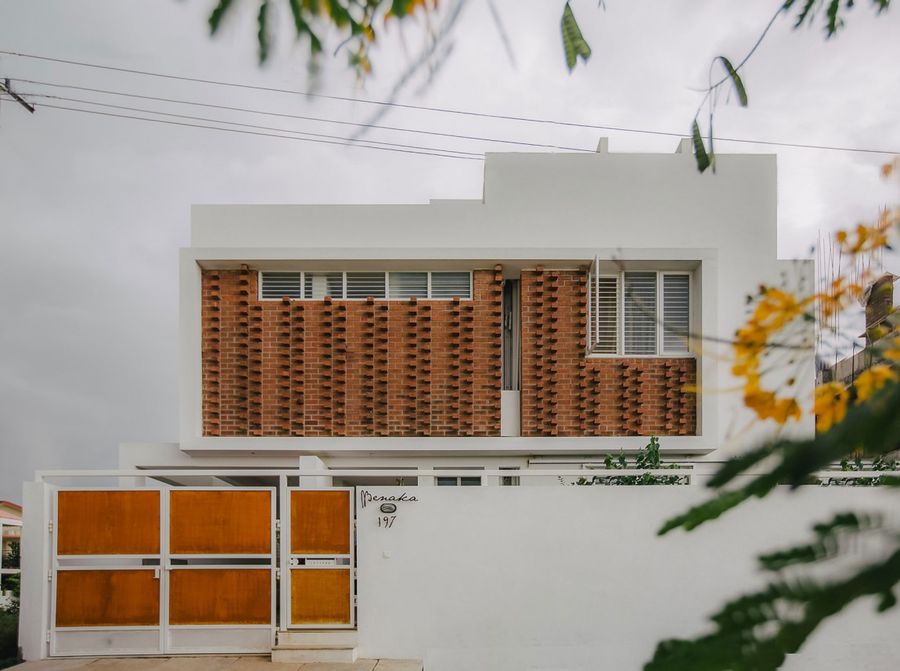班加罗尔空间通透的当代住宅——Gaurav Roy Choudhury