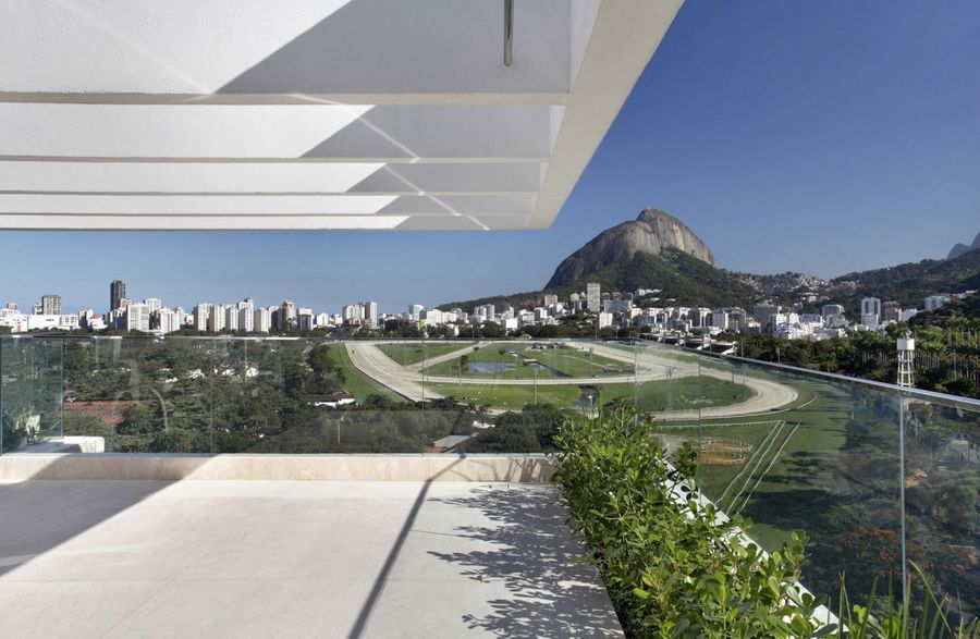 巴西JMF住宅——Ivan Rezende Arquitetura
