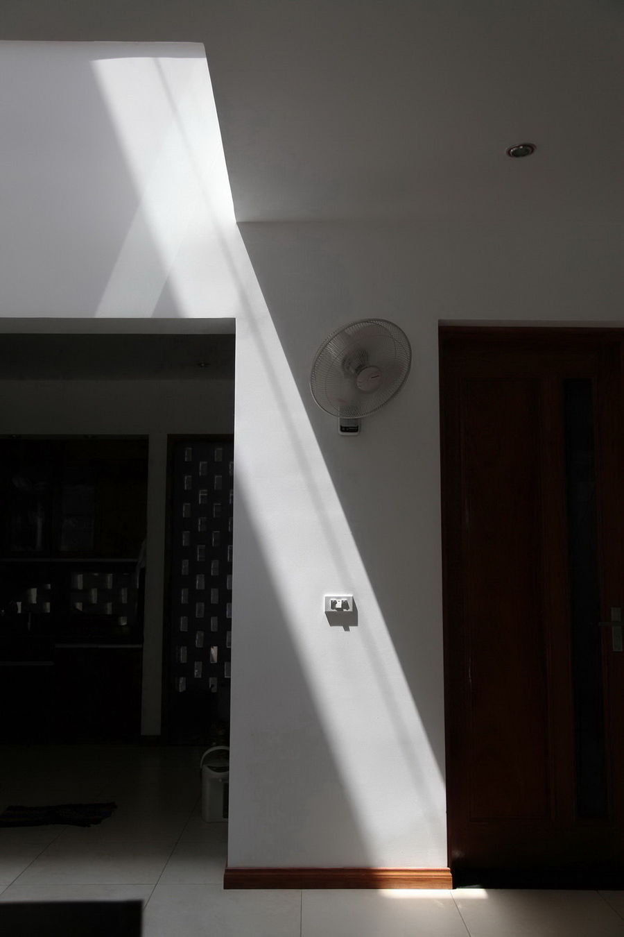簡約風格的三層住宅——H&P Architects
