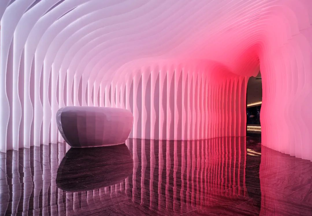 商业空间设计案例 | 「Young艺术餐厅」用色彩唤醒味蕾，用艺术浸染心灵