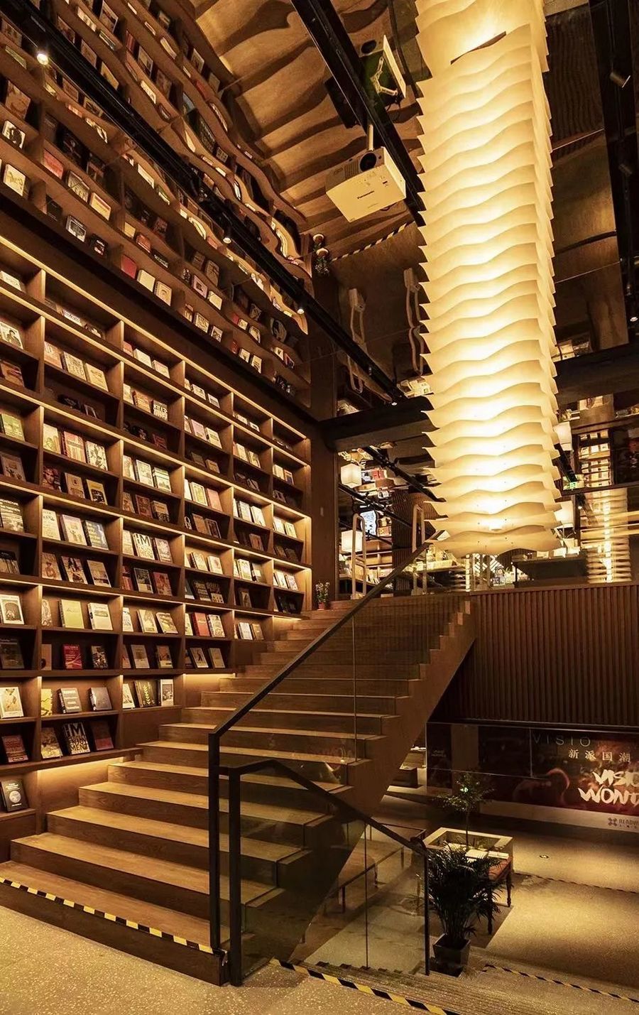 朗生商業空間案例 | 書店，拉近這座城市的距離