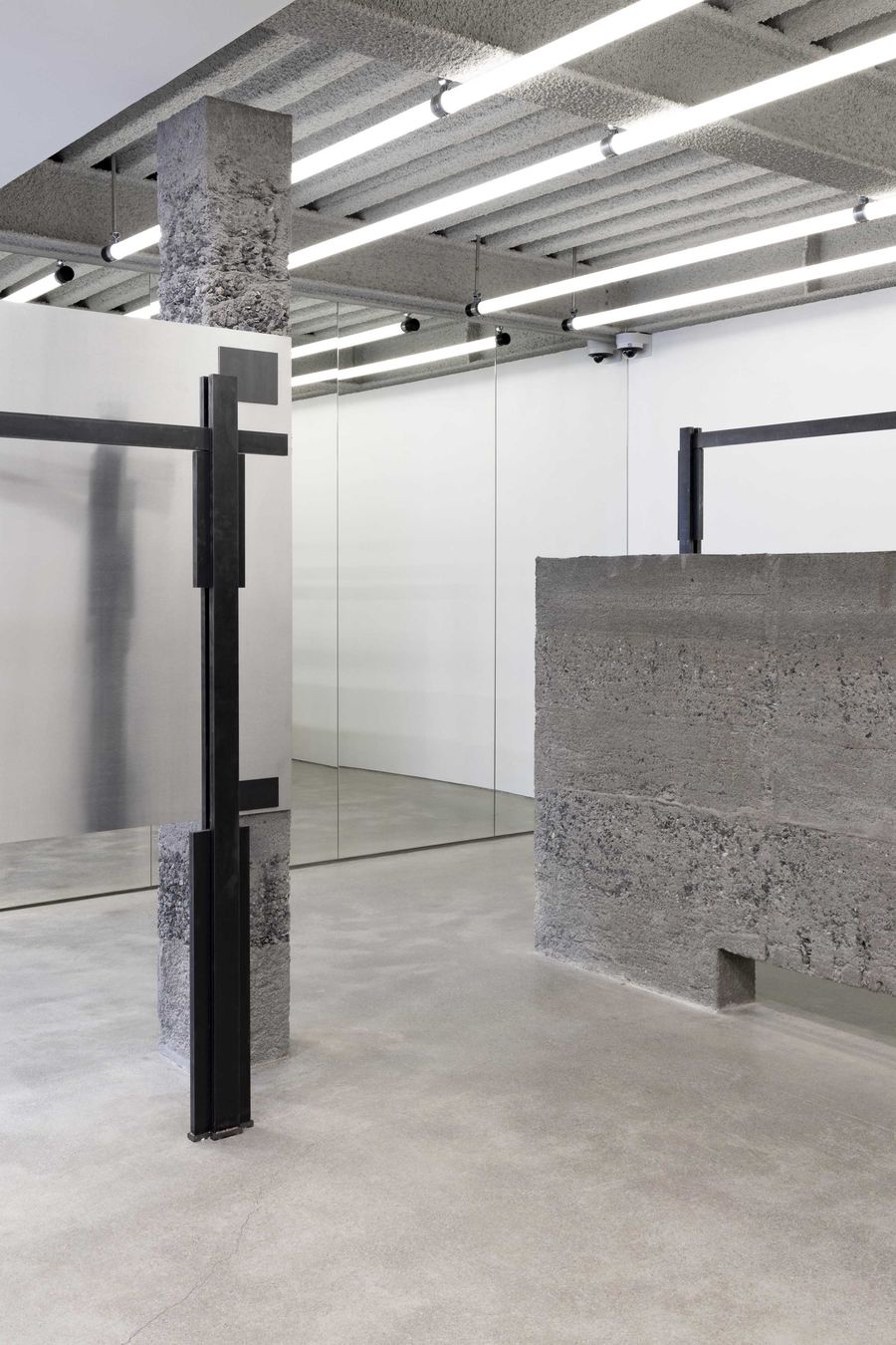 Andersson Bell Flagship Store 2nd